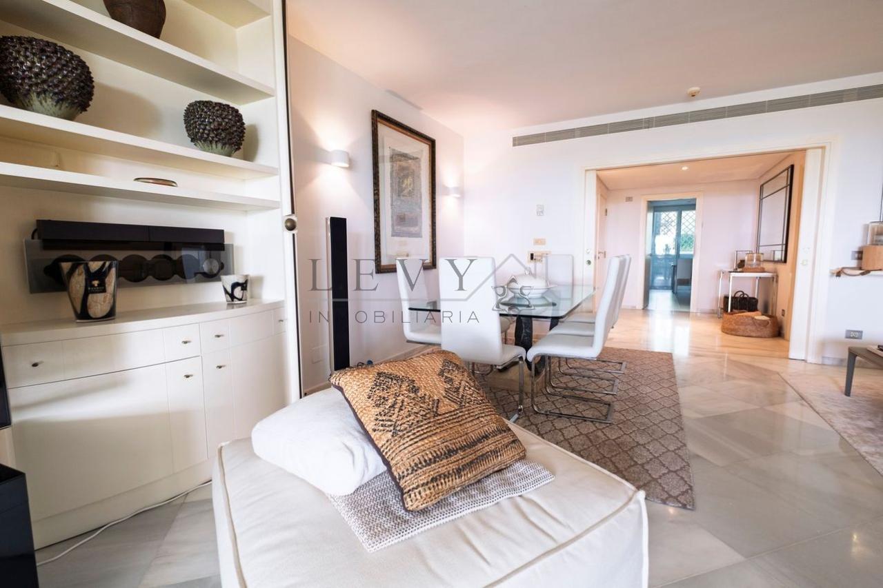 179249805324500174111_179249777198 Apartamento en Puerto Banús – Marbella