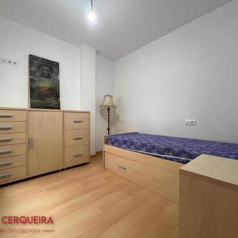 APARTAMENTO DE 3 DORMITORIOS EN EL CENTRO DE O ROSAL | GARAJE, TRASTERO Y ASCENSOR