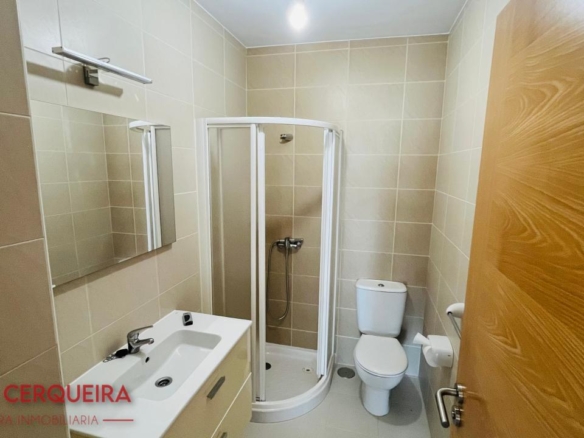 APARTAMENTO DE 3 DORMITORIOS EN EL CENTRO DE O ROSAL | GARAJE, TRASTERO Y ASCENSOR