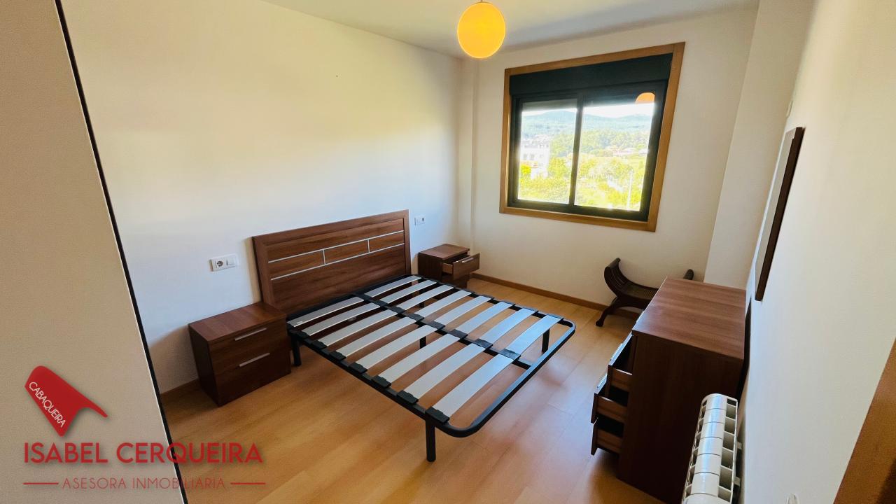 APARTAMENTO DE 3 DORMITORIOS EN EL CENTRO DE O ROSAL | GARAJE, TRASTERO Y ASCENSOR