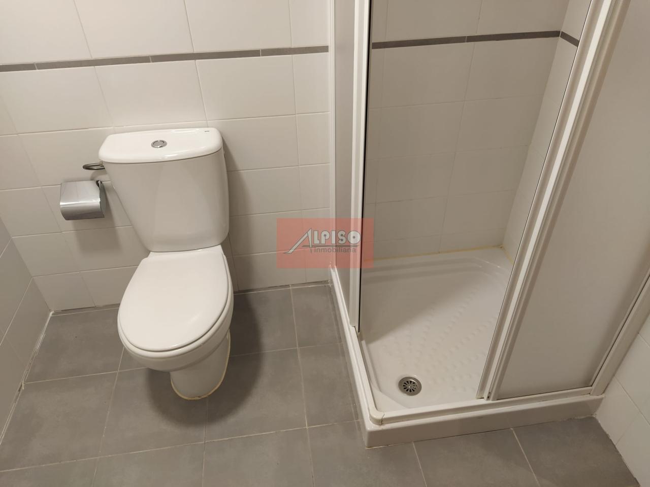179250961751500172693_178592325339 Piso en Ourense