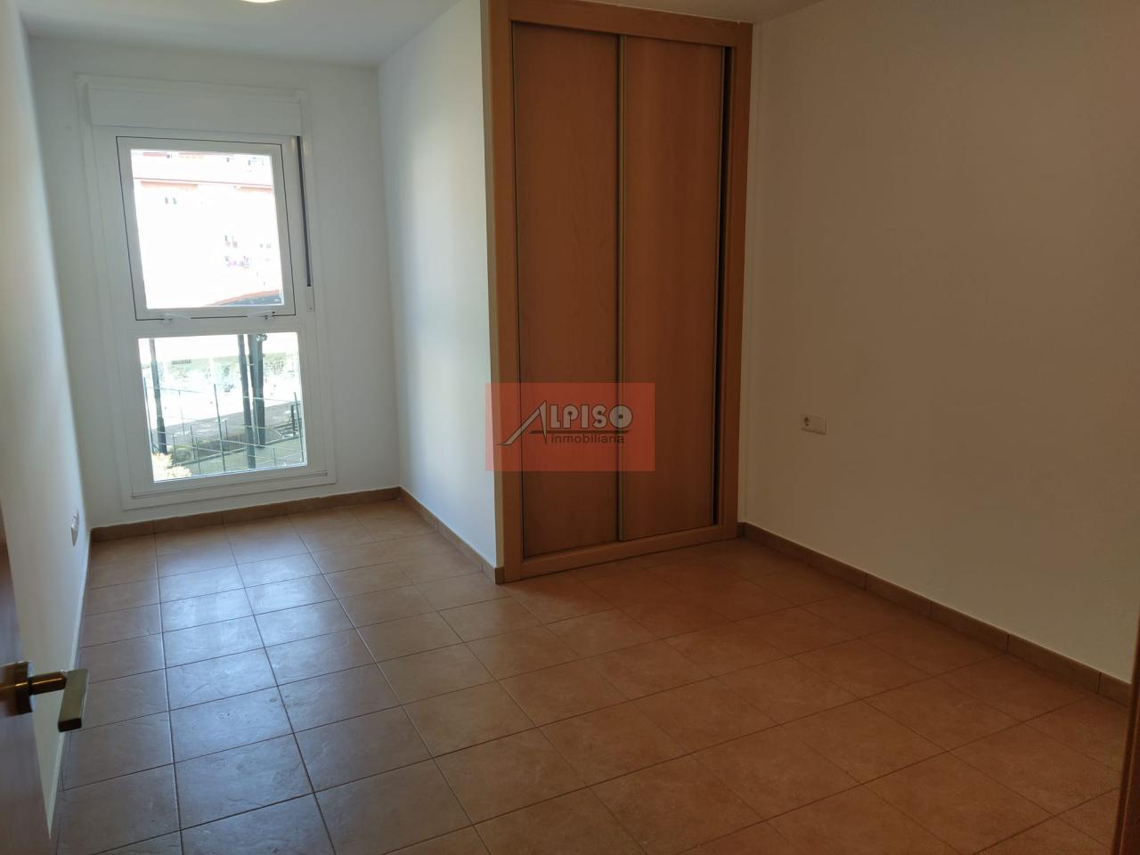 179250962039700172693_178592324963 Piso en Ourense