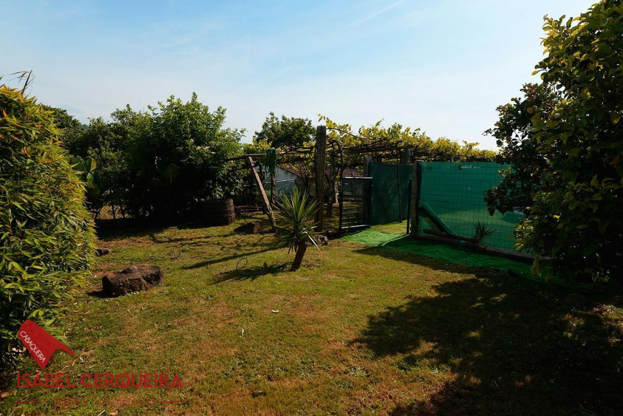¡VIVE, EMPRENDE O INVIERTE! CASA DE PIEDRA CON PISCINA Y AMPLIA FINCA EN TOMIÑO