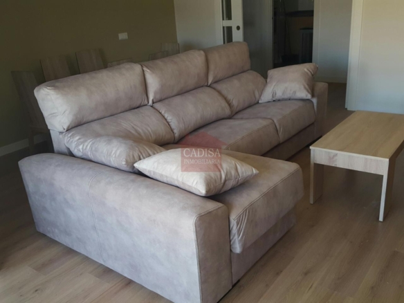 Precioso piso reformado junto a la Puerta Zamora. REF 3575