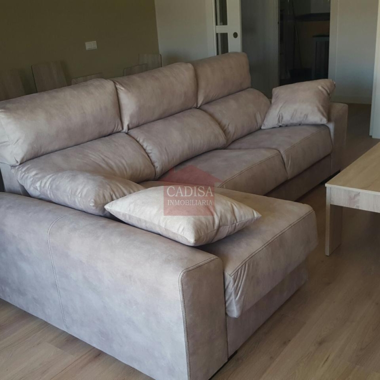 Precioso piso reformado junto a la Puerta Zamora. REF 3575