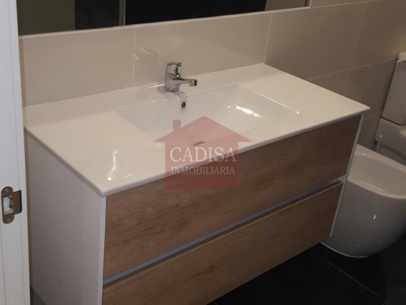 Precioso piso reformado junto a la Puerta Zamora. REF 3575