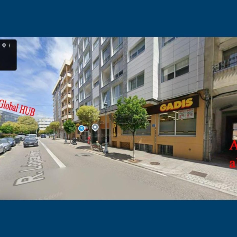 En la calle López Mora un bajo o almacen de 190 metros cuadrados con dos cámaras frigoríficas.