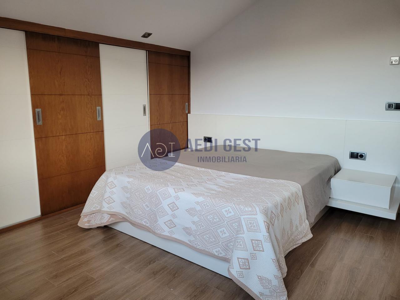 179261033773100046257_179260946071 Casa en VIGO