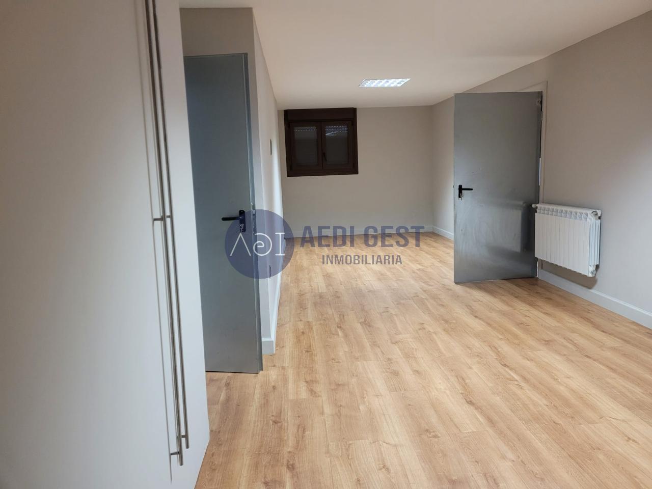 179261034928900046257_179260952634 Casa en VIGO