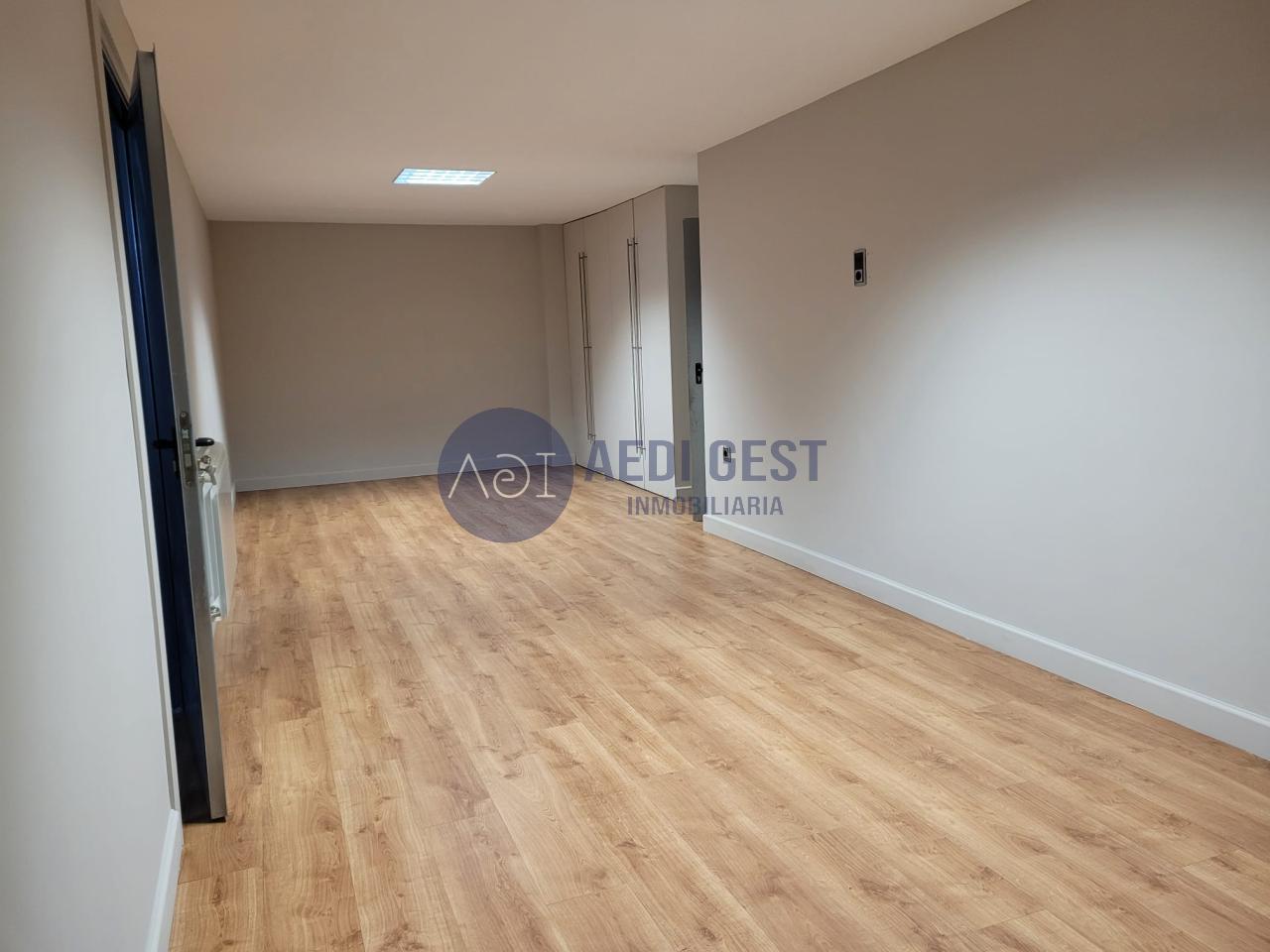 179261035081000046257_179260952803 Casa en VIGO