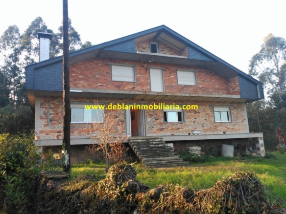 VIVIENDA UNIFAMILIAR DE 544 M2, CON PARCELA 2.076 M2
