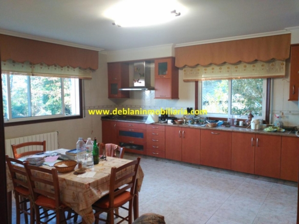 VIVIENDA UNIFAMILIAR DE 544 M2, CON PARCELA 2.076 M2