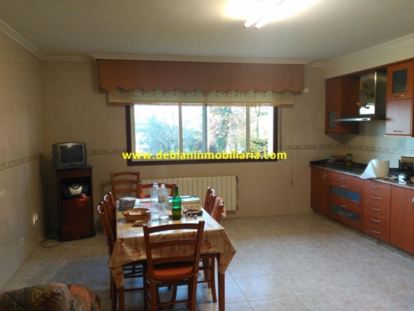 VIVIENDA UNIFAMILIAR DE 544 M2, CON PARCELA 2.076 M2