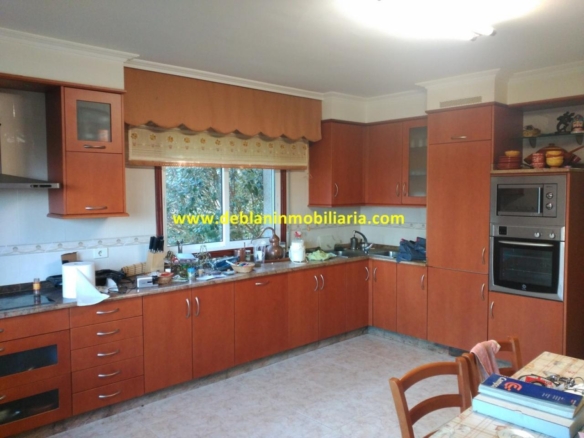 VIVIENDA UNIFAMILIAR DE 544 M2, CON PARCELA 2.076 M2
