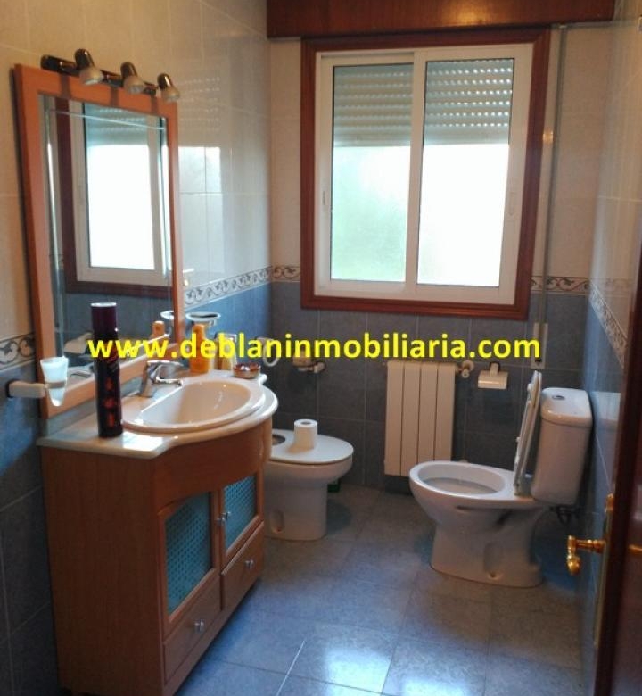 VIVIENDA UNIFAMILIAR DE 544 M2, CON PARCELA 2.076 M2