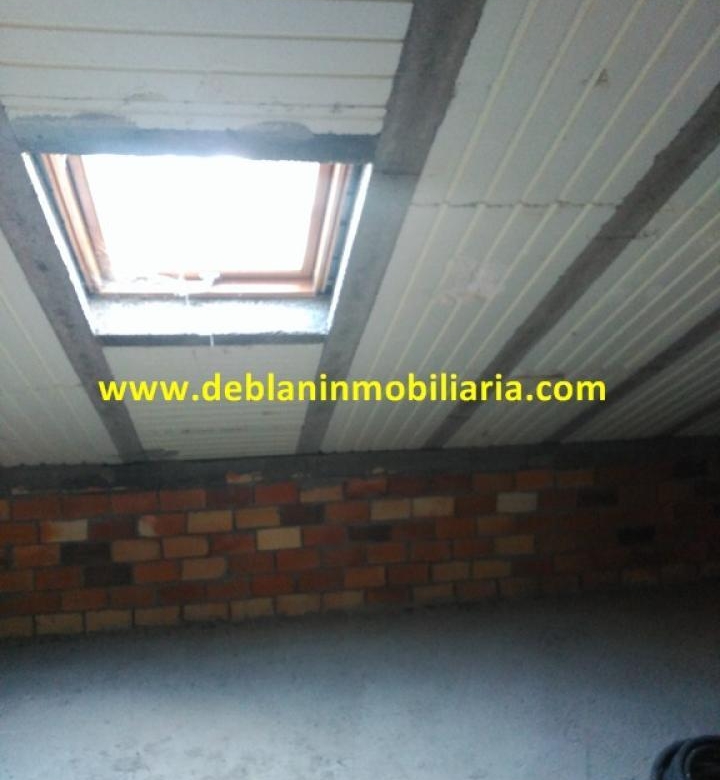 VIVIENDA UNIFAMILIAR DE 544 M2, CON PARCELA 2.076 M2
