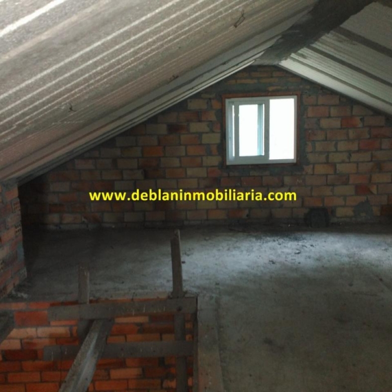 VIVIENDA UNIFAMILIAR DE 544 M2, CON PARCELA 2.076 M2