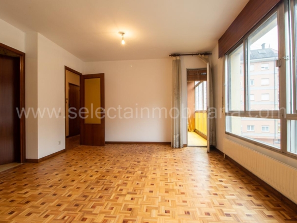 PISO CON CHIMENEA