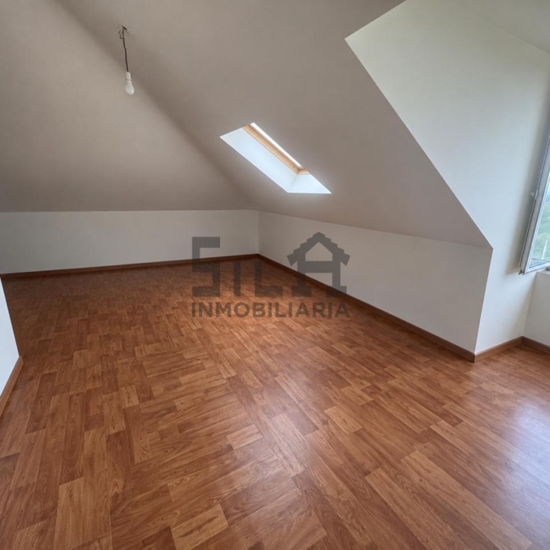 VENTA PISO EN FERREIRA DE PANTÓN