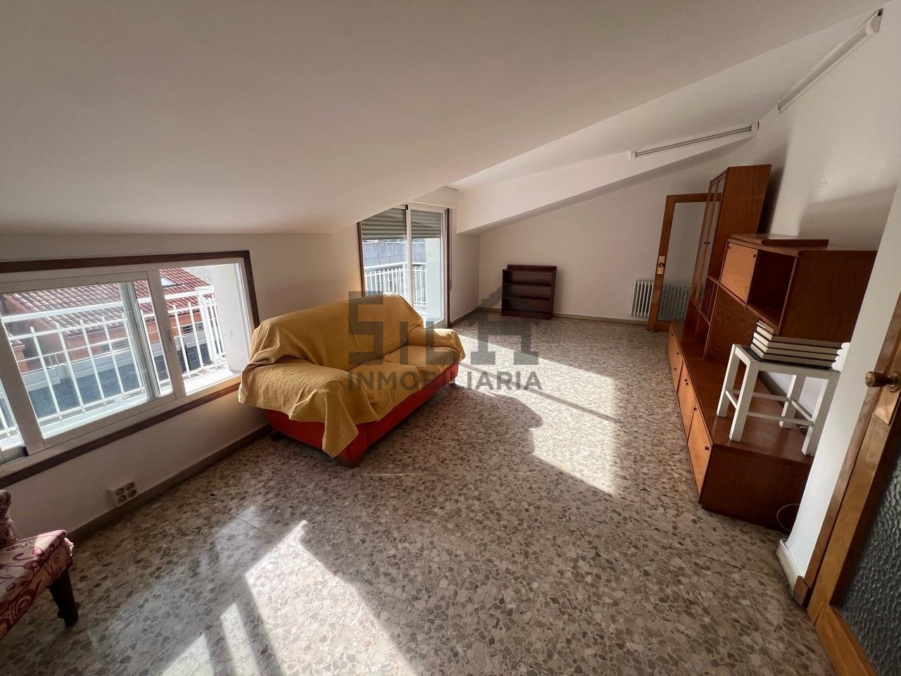 179268605318000173934_179139561527 ALQUILER PISO ZONA CENTRO