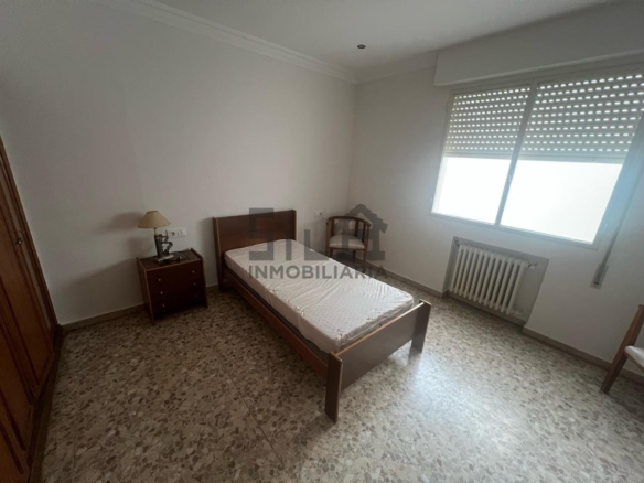 ALQUILER PISO ZONA CENTRO