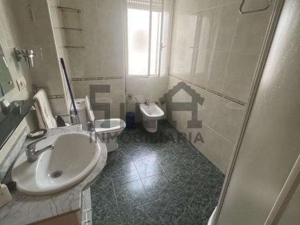 ALQUILER PISO ZONA CENTRO