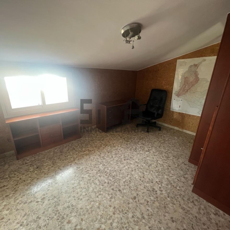 ALQUILER PISO ZONA CENTRO