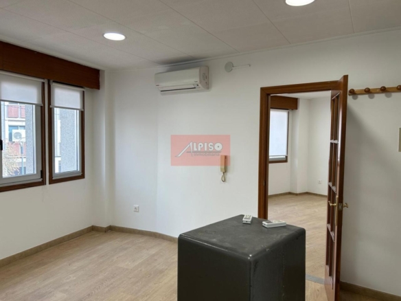 Alquiler oficina Paz Novoa