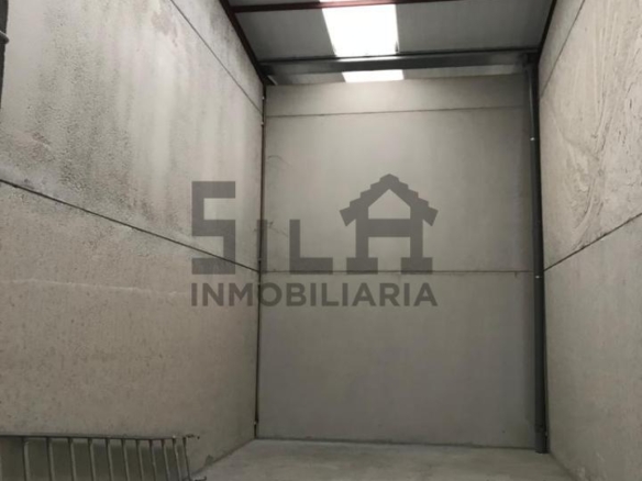 ALQUILER NAVES EN POLÍGONO SAN CIBRAO