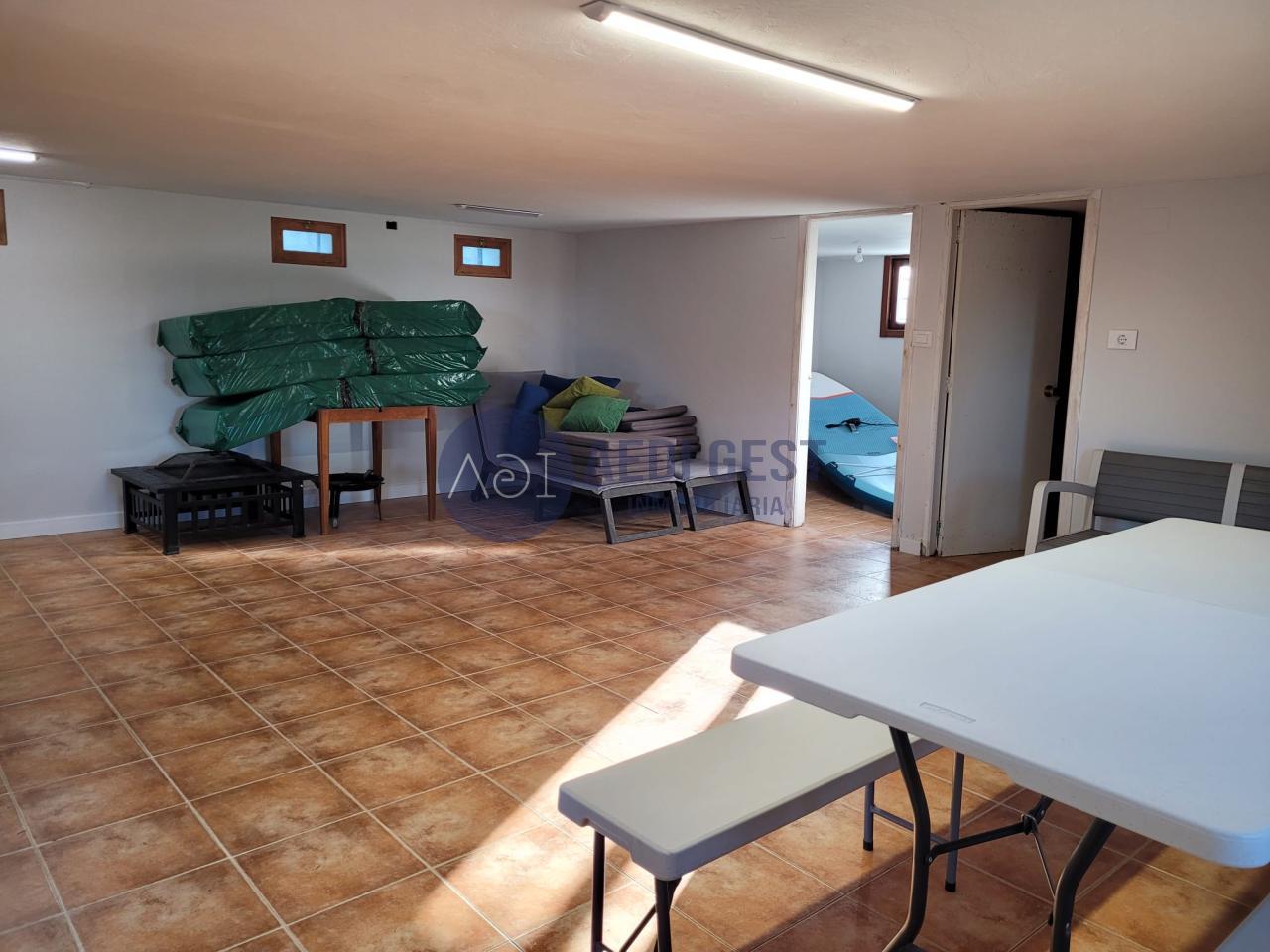 179269560312100046272_179269398693 Casa en BUEU
