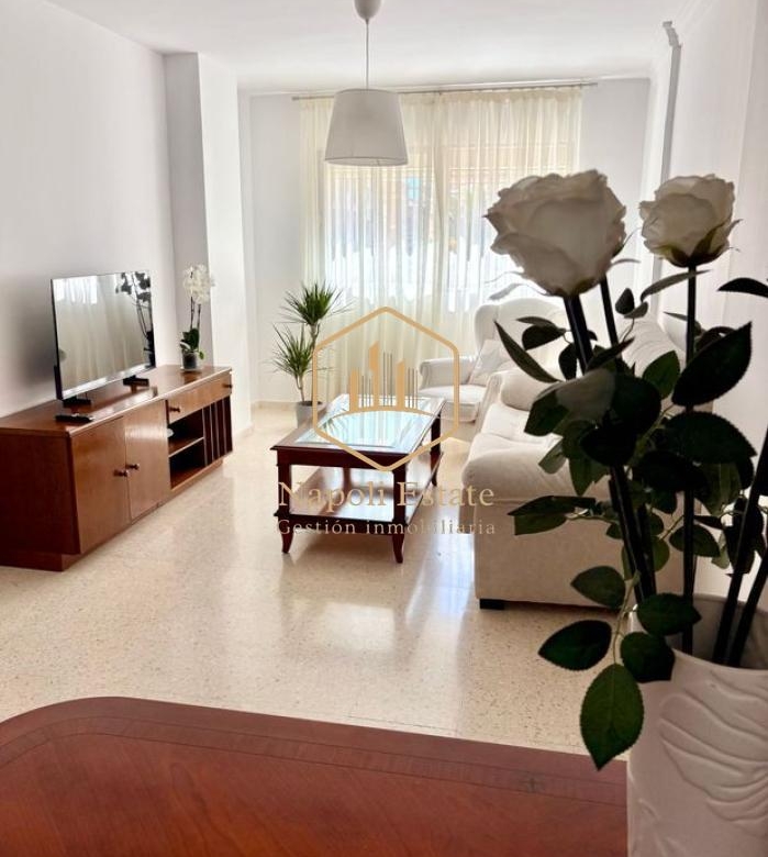 ALQUILER DE VIVIENDA DE 3 DORMITORIOS CON GARAJE INCLUIDO EN EL CENTRO DE MÁLAGA – PERCHEL SUR