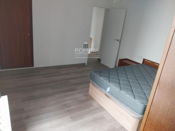 ALUILER PISO CON TERRAZA GRANDE, ZONA COUTO, OURENSE