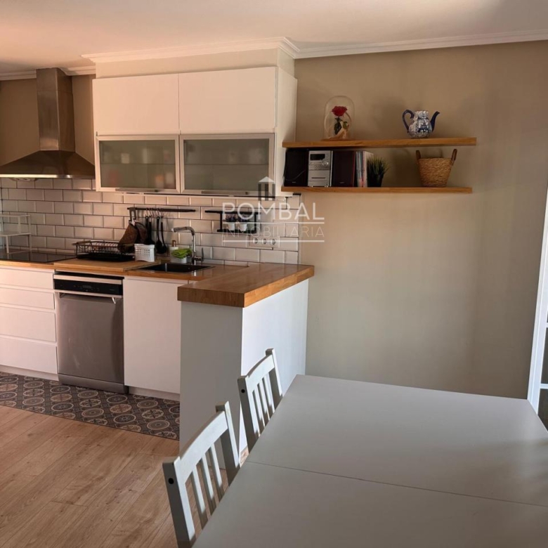 CASA AMPLIA, REFORMADA a 4 km  DE LA CIUDAD  D EOURENSE