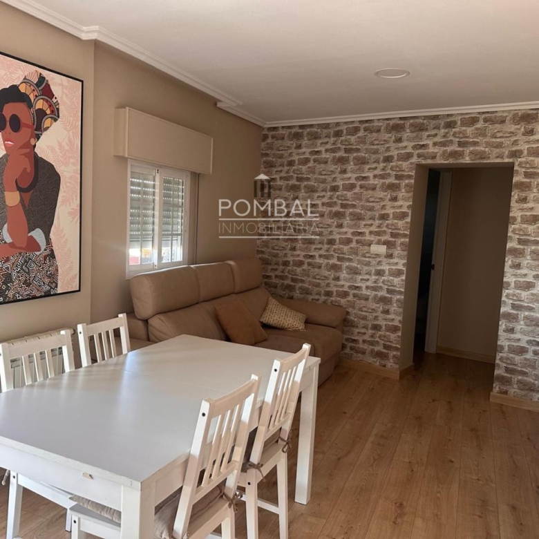 CASA AMPLIA, REFORMADA a 4 km  DE LA CIUDAD  D EOURENSE