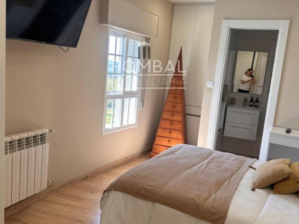 CASA AMPLIA, REFORMADA a 4 km  DE LA CIUDAD  D EOURENSE