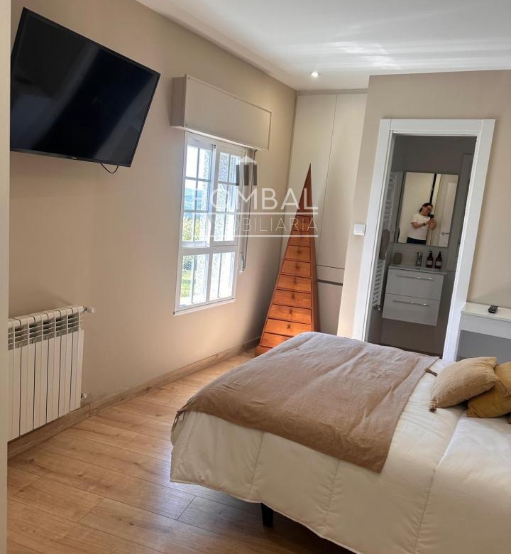 CASA AMPLIA, REFORMADA a 4 km  DE LA CIUDAD  D EOURENSE