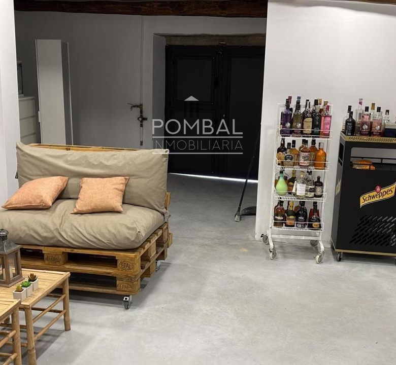 CASA AMPLIA, REFORMADA a 4 km  DE LA CIUDAD  D EOURENSE