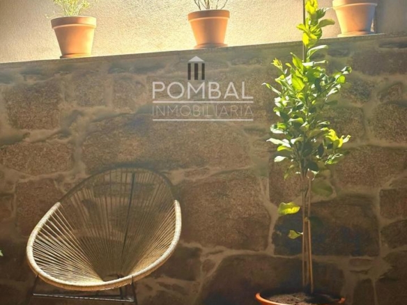 CASA AMPLIA, REFORMADA a 4 km  DE LA CIUDAD  D EOURENSE