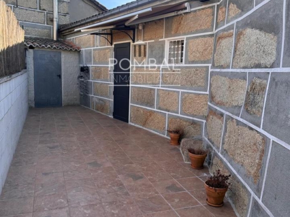 CASA AMPLIA, REFORMADA a 4 km  DE LA CIUDAD  D EOURENSE