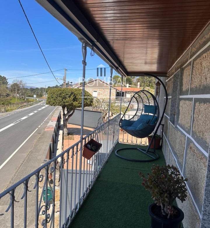 CASA AMPLIA, REFORMADA a 4 km  DE LA CIUDAD  D EOURENSE