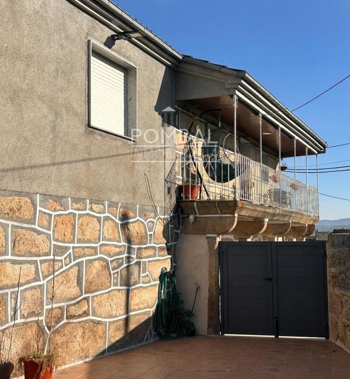 CASA AMPLIA, REFORMADA a 4 km  DE LA CIUDAD  D EOURENSE