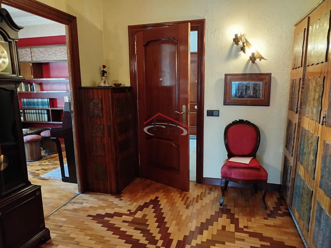 179277192612400046148_179137337993 CASA CON PISCINA Y NAVES INDUSTRIALES EN SAN ANDRÉS DEL RABANEDO