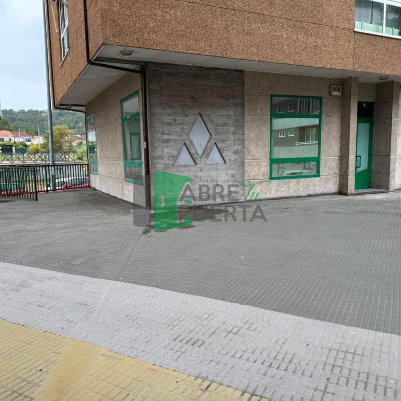 SE ALQUILA BAJO