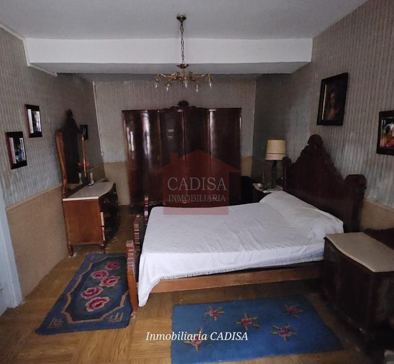 AMPLIA CASA EN HINOJOSA DE DUERO. REF 4134