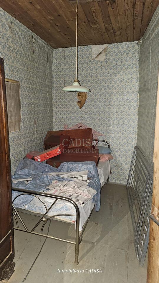 AMPLIA CASA EN HINOJOSA DE DUERO. REF 4134