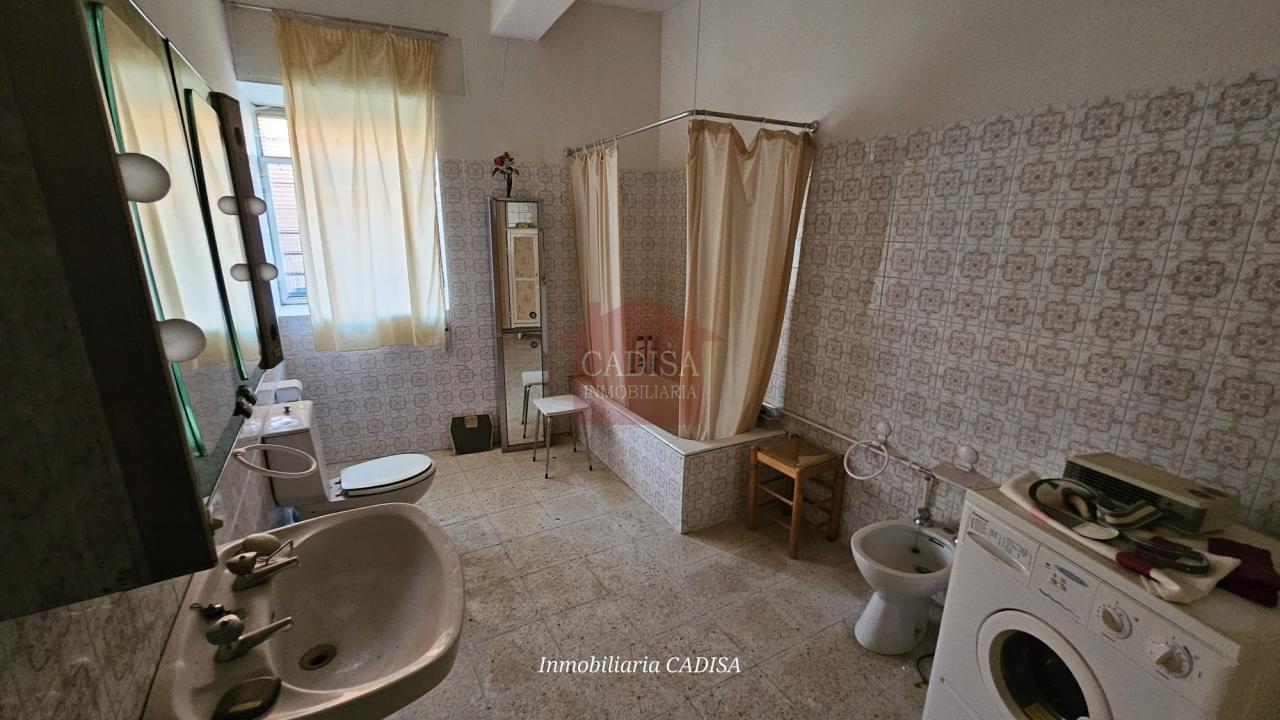 AMPLIA CASA EN HINOJOSA DE DUERO. REF 4134