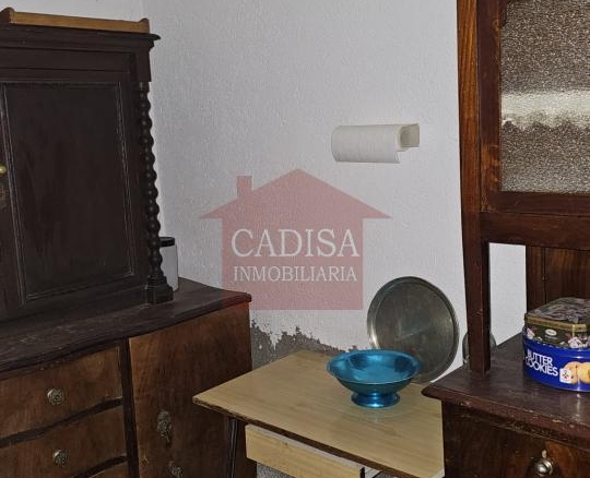 AMPLIA CASA EN HINOJOSA DE DUERO. REF 4134