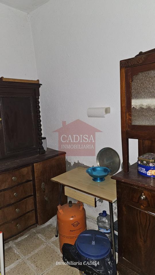 AMPLIA CASA EN HINOJOSA DE DUERO. REF 4134