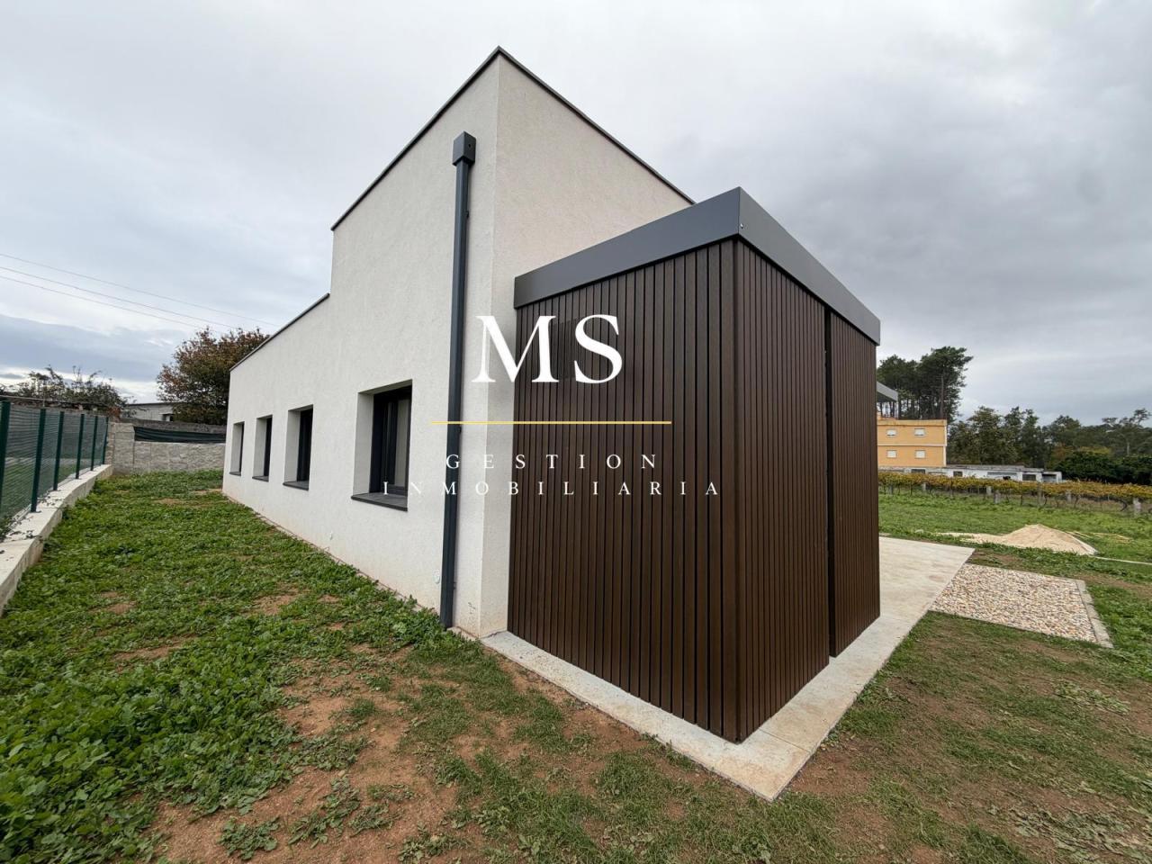 CHALET DISEÑO EN SALVATERRA DE MIÑO