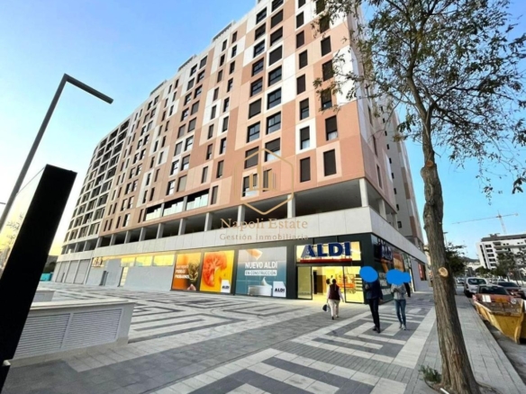 ALQUILER DE VIVIENDA DE 3 DORMITORIOS EN TEATINOS – MÁLAGA